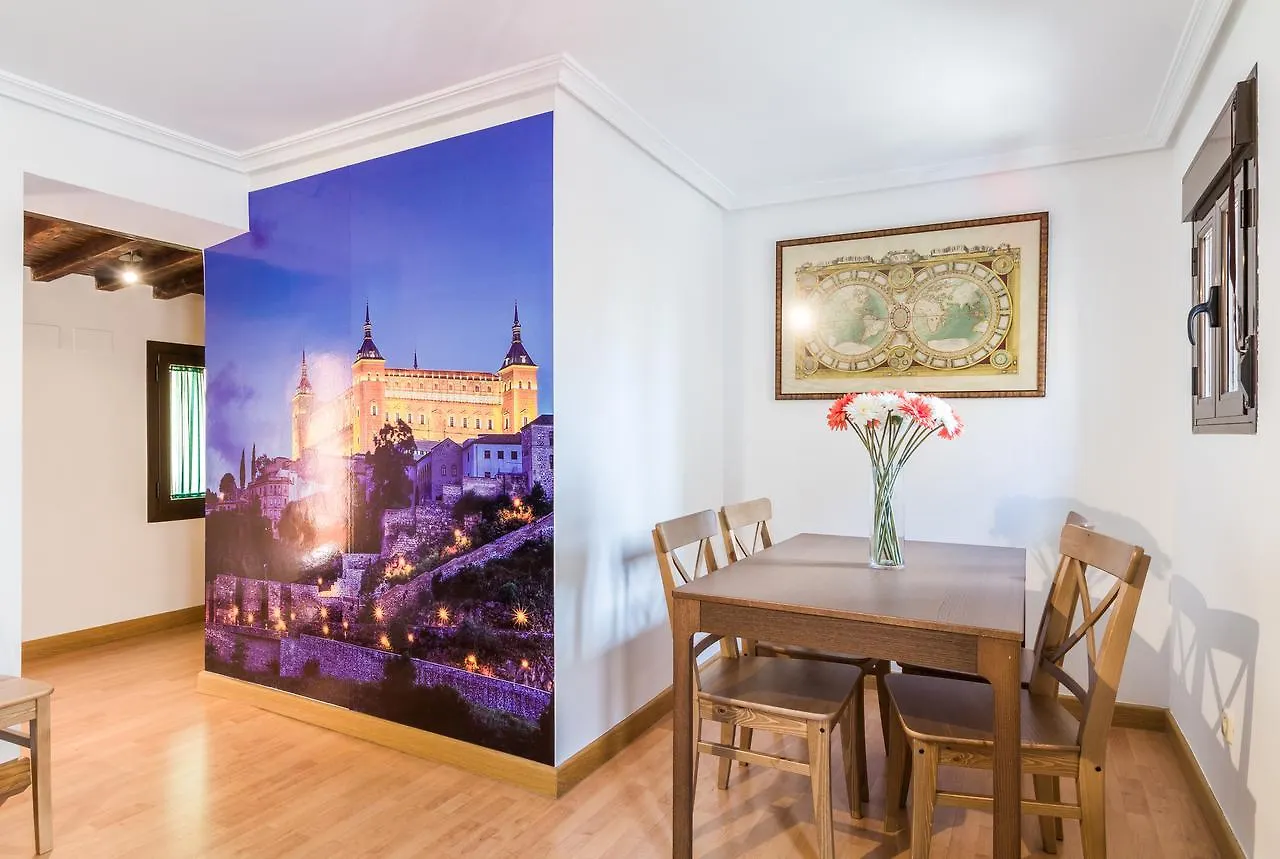 Toledo I Apartment